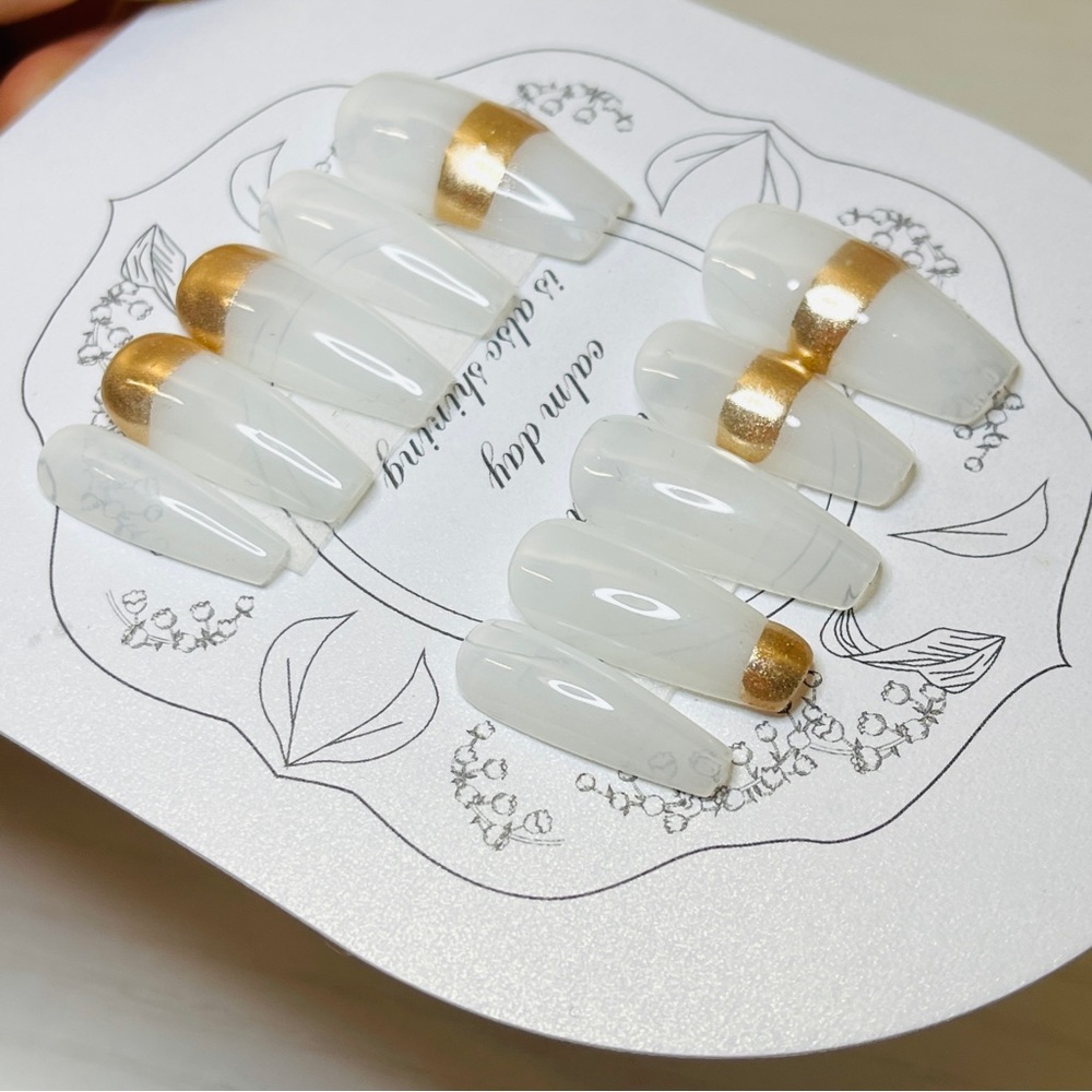 Gold tone handmade gel nail, art nails, acrylic press on nail, fake nail